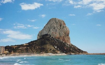 Calpe – Costa Blanca, Spania – un oraș mai puțin cunoscut al Spaniei, dar cu un farmec aparte